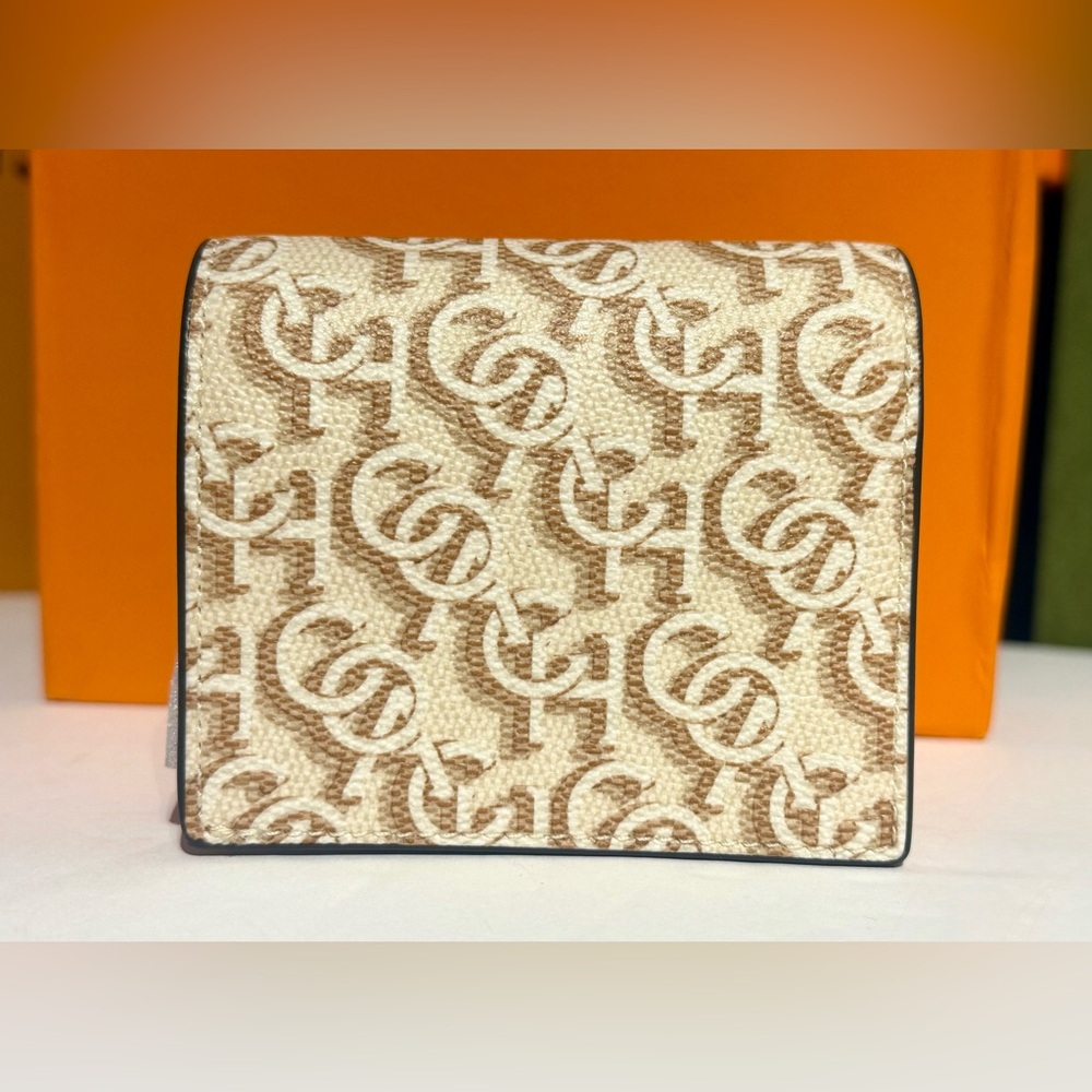 🆕COACH Tan Compact Wallet MSRP:$220 - Picture 5 of 15